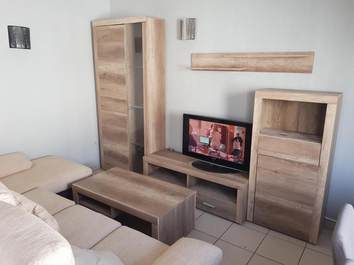 Apartamento Junto A La Piscina Arona  Exterior photo