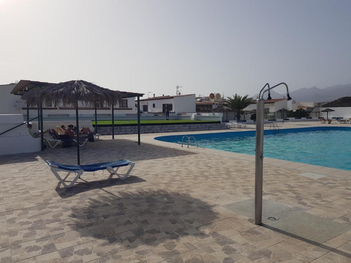 Apartamento Junto A La Piscina Arona  Exterior photo