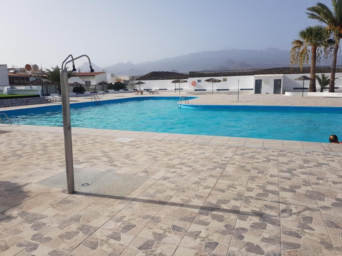 Apartamento Junto A La Piscina Arona  Exterior photo
