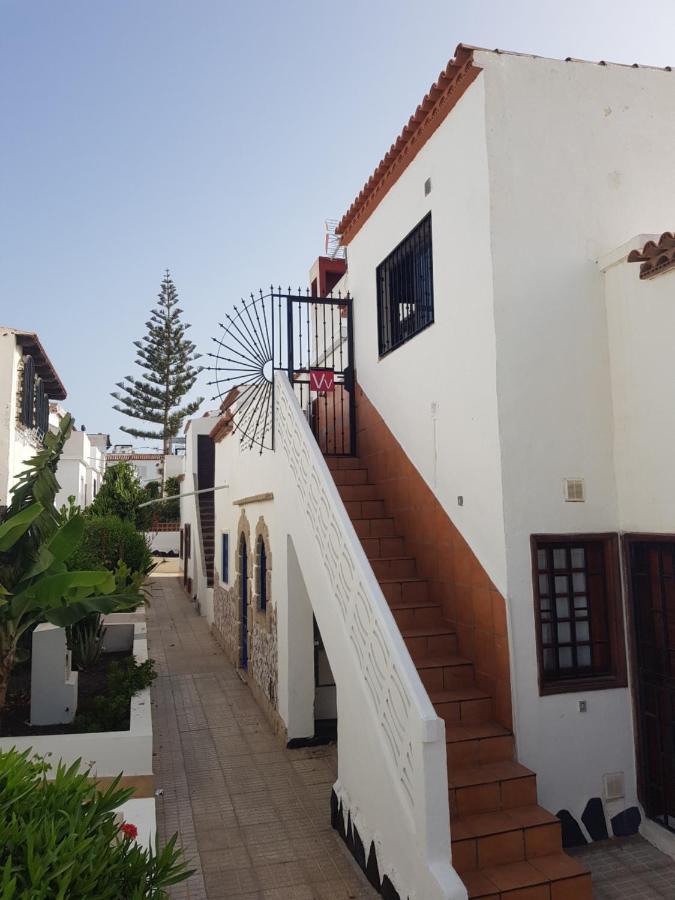 Apartamento Junto A La Piscina Arona  Exterior photo