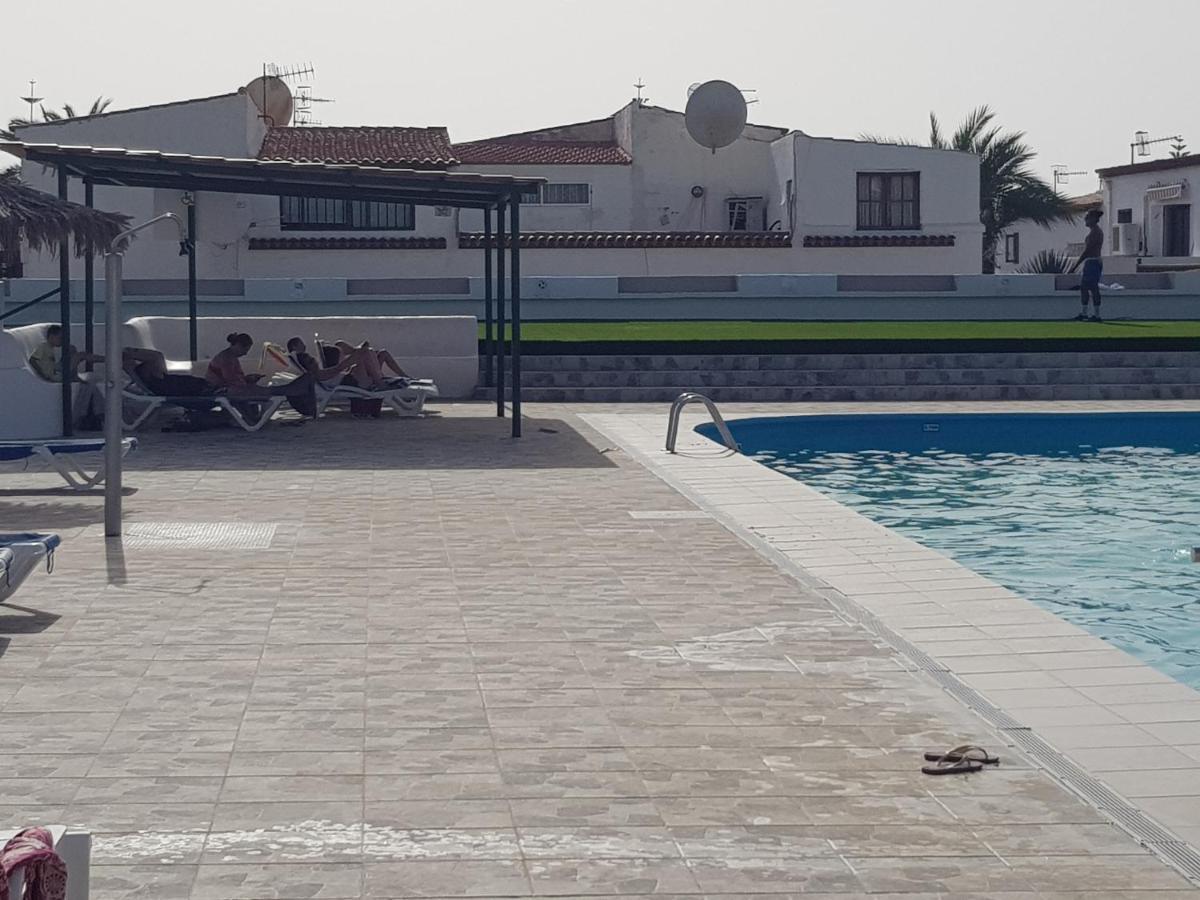 Apartamento Junto A La Piscina Arona  Exterior photo