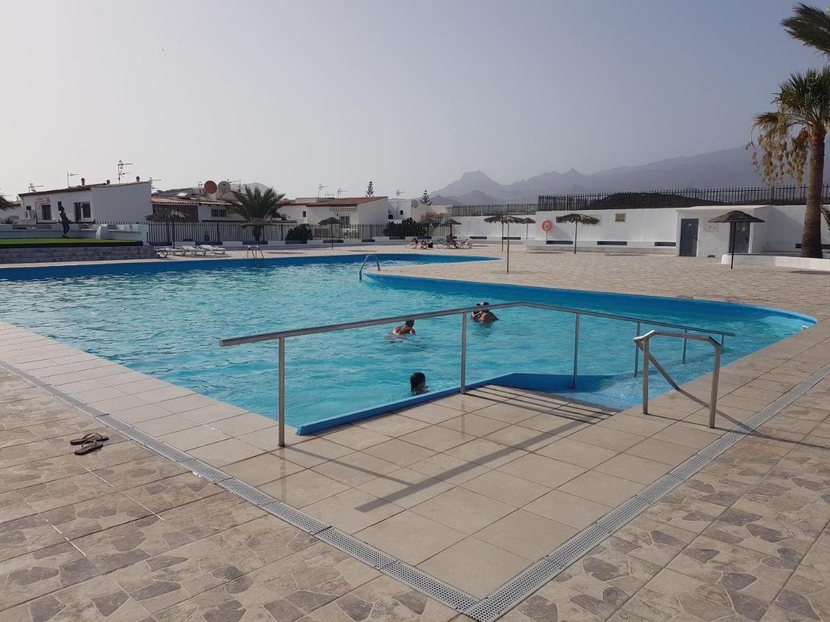Apartamento Junto A La Piscina Arona  Exterior photo