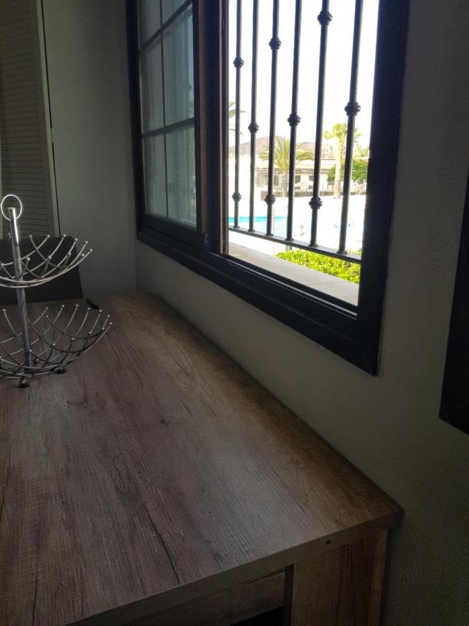 Apartamento Junto A La Piscina Arona  Exterior photo
