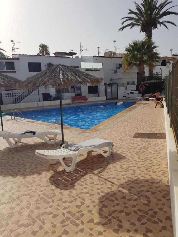 Apartamento Junto A La Piscina Arona  Exterior photo